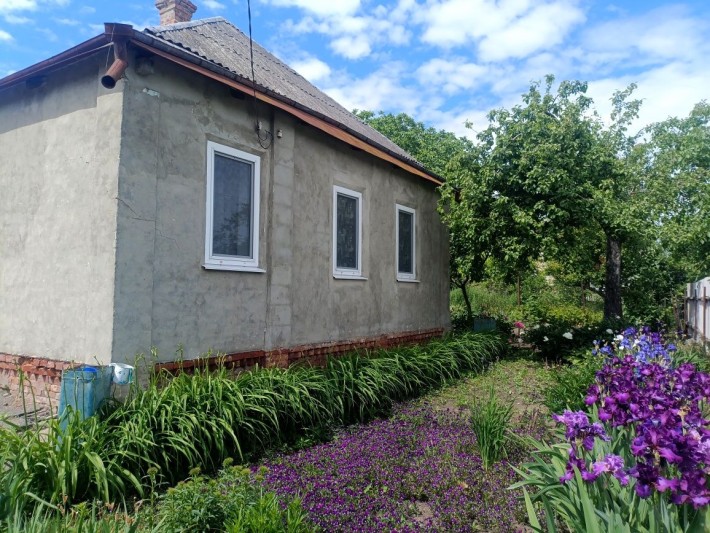 Продам отдельно стоящий дом п.Коротыч 60м2 участок 13 соток-кадастр ц 26 т.д - фото 1