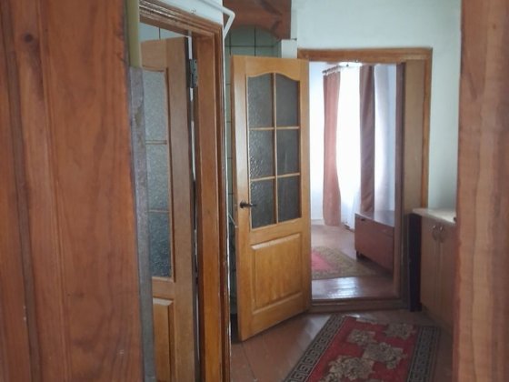 Продам Будинок у місті Полонному з газом та грубою Полонное
