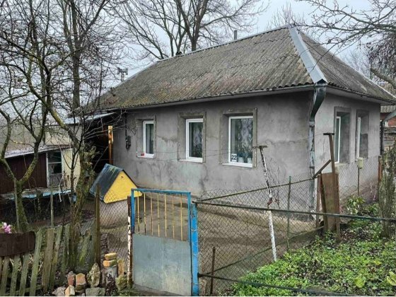 Хата-будинок глинобитна Шаровечка