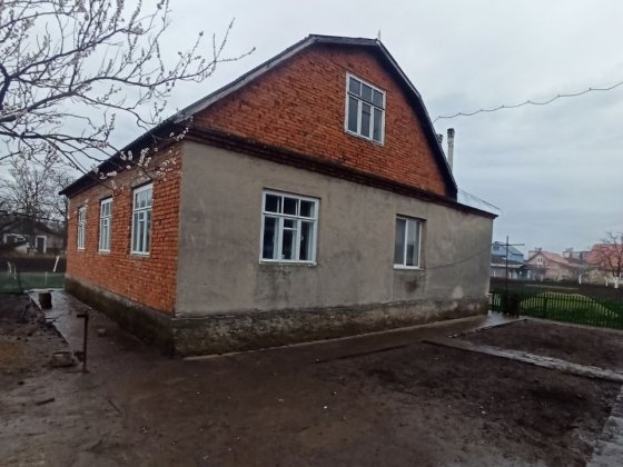 Продається будинок у с. Слобідка Гуменецька Слободка-Гуменецкая