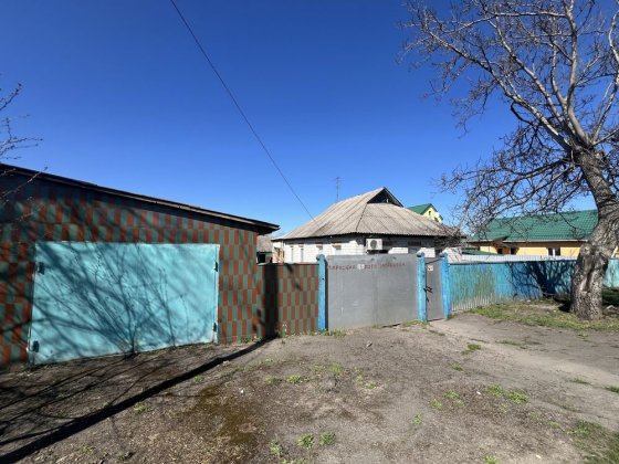 Будинок з великою ділянкою Ч.Слобода Красная Слобода