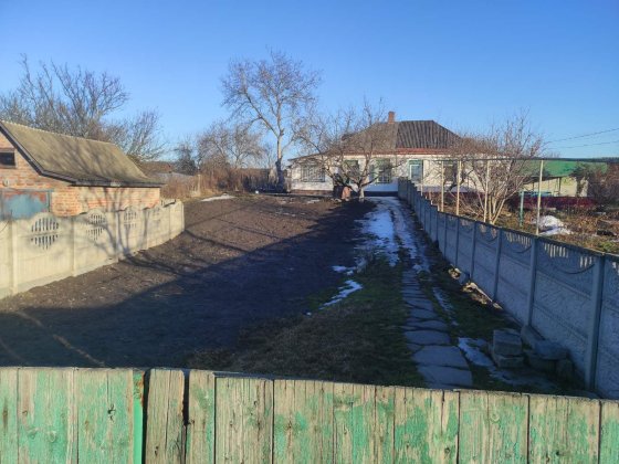 Продається 1/2 будинку м.Золотоноша Золотоноша