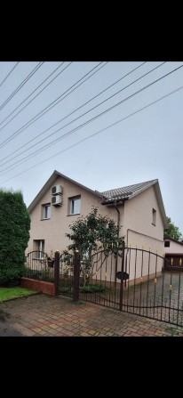 Продаж будинку з земельної ділянкою - фото 1