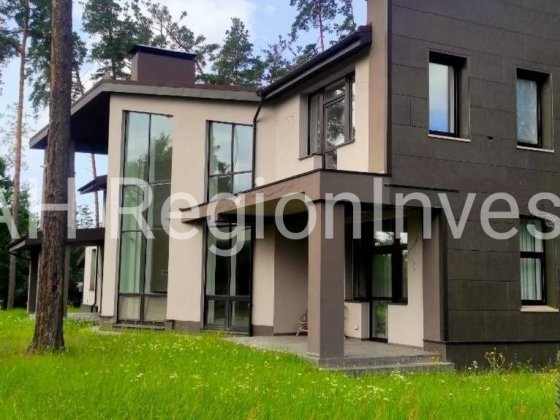 Будинок з ділянкою в передмісті Києва. Домоволодіння на 50 сотках в Ірпені! Ирпень
