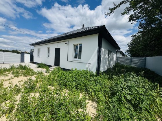 Будинок поруч з ЦЕНТРОМ права сторона. ГАЗ. Без комісіі Бориспіль