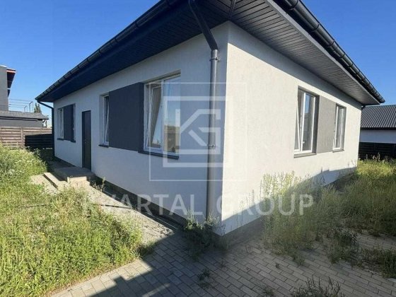 Продам будинок з чистовою штукатуркою та ділянкою 4.6 сотки м. Ірпінь. Ирпень