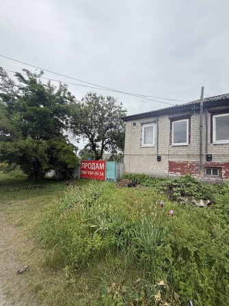 Продам 1/2 будинку р-н 2 Занасип , земля 5 соток ( можна по держпрогр.) - фото 1