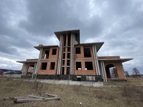 Будинок 500 м² в Ірпені біля озера • 19 соток • 45 кВт • вигідна ціна Ирпень