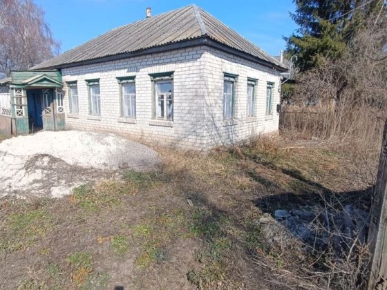 Будинок з землею 43,9 сотки в  м. Носівка можливість під виплату Носовка