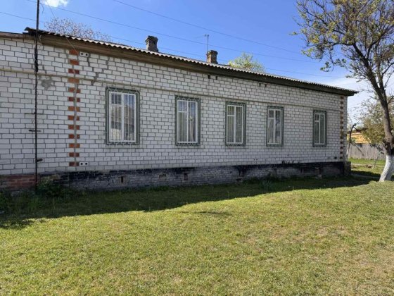 Продам частину будинку в центральній частині міста!