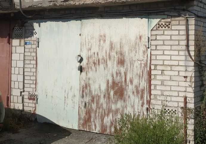Здам в оренду капітальний гараж місто Українка. Погребок - фото 1