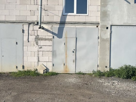 Здам в оренду двоповерховий гараж гк Озерний Вишневое