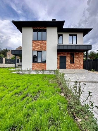 Добротний  будинок з газом в Ірпені у КМ - фото 1