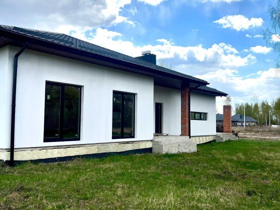 Терміново продам сучасний будинок на околиці Луцька поруч з лісом та озером! Луцк
