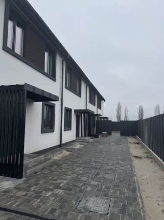 Продаж готового двоповерхового таунхауса  в Ірпені - фото 1