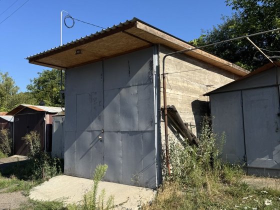 Здається гараж битонний по вулиці південно-кільцева 2а. кооператив 11 Чернівці