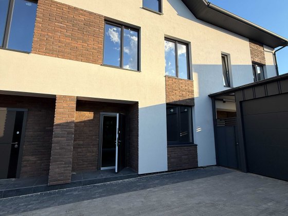 Продаж без комісії! Таунхаус в центральній частині Ірпеня ГАЗ центральні комунікації Ірпінь