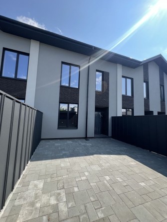 Таунхаус біля Центрального парку з ділянкою 1,5 сотки | Газ | 90 м² - фото 1