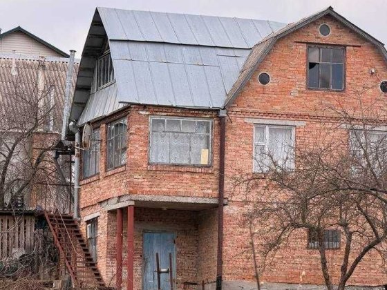 42774 Просторий цегляний будинок 130 м² у Лезнево | 7,7 сотки | Ліс та озеро поруч KTV