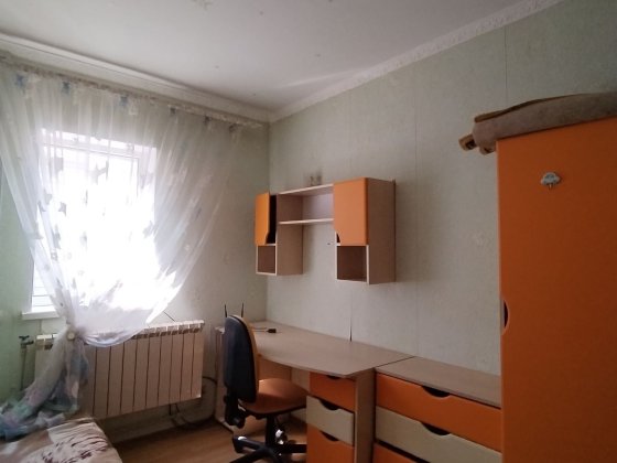 Продаж 2 будинків на одній ділянці, центр міста Сумы
