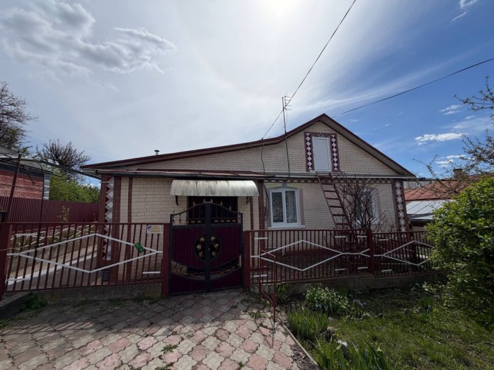 Продам будинок , м Волочиськ - фото 1