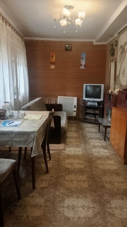 Продам компактний будинок 50м², 4 кімнати, кухня та с/у - фото 1