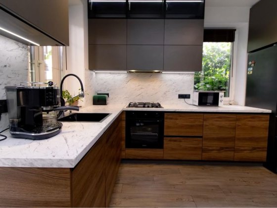 Будинок в районе Центрального парку! 252 м², ремонт, каміни, газ! Ирпень