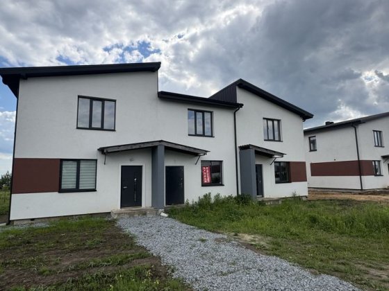 Продаж сучасного котеджа Ровно