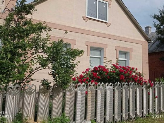 Продам 2-а дома на земле 35 соток Сумы