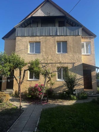 Від власника продам ідеальний  будинок для великої родини  з сонячними панелями - фото 1
