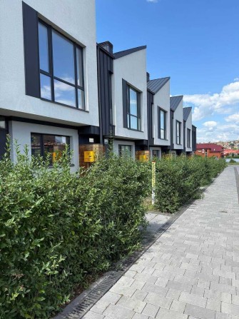 Продається таунхаус в престижному  районі (місто в місті) - фото 1