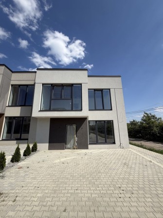 Термінова Продажа!!! таунхауса з сонячною станцією та інверторами - фото 1
