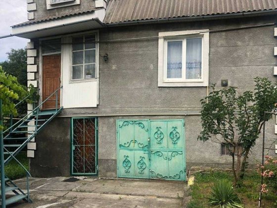 Продам газифікований будинок на Роша Чернівці