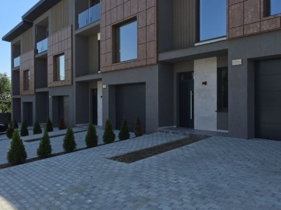 Таунхаус з гаражем на Ближній Роші. Максимальна комплектація Чернівці