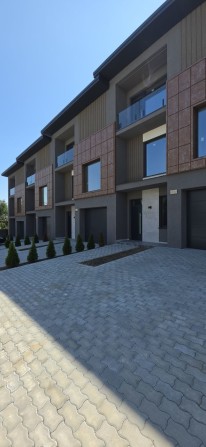 Таунхаус з гаражем на Ближній Роші. Максимальна комплектація - фото 1