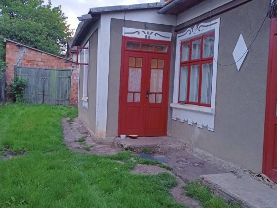 1/2 будинку, Роша Чернівці