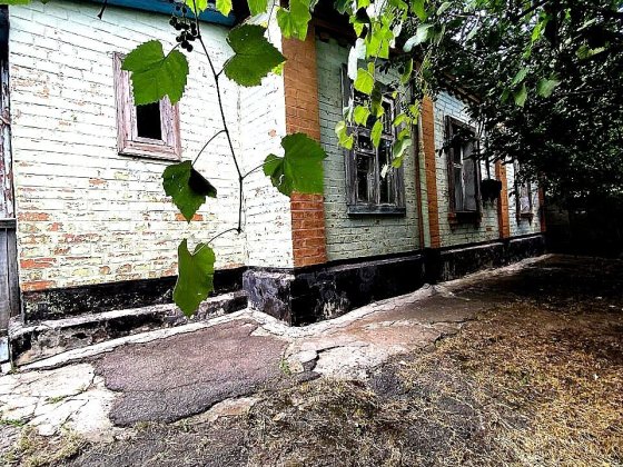 Продаж 1/2 частини будинку, 2 кімн.в Полтаві , біля 9 школи. Полтава