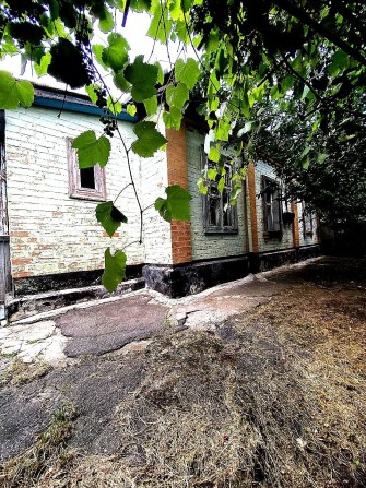 Продаж 1/2 частини будинку, 2 кімн.в Полтаві , біля 9 школи. - фото 1