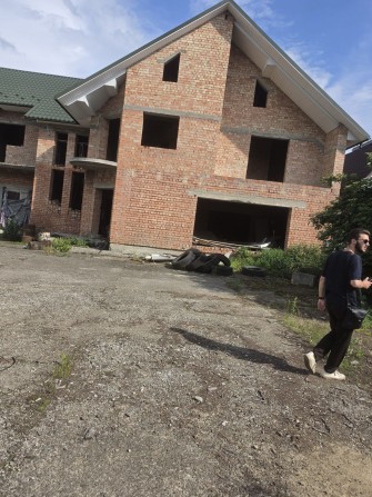 Продаж будинку центр Кобринської - фото 1
