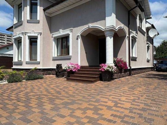 Продаж елітного будинку р-н Бобровиці Чернігів