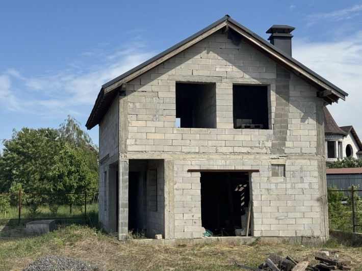 Будинок в Ужгороді - фото 1