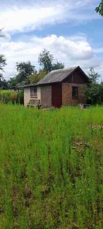 Продам гарну  дачу в місті - фото 1