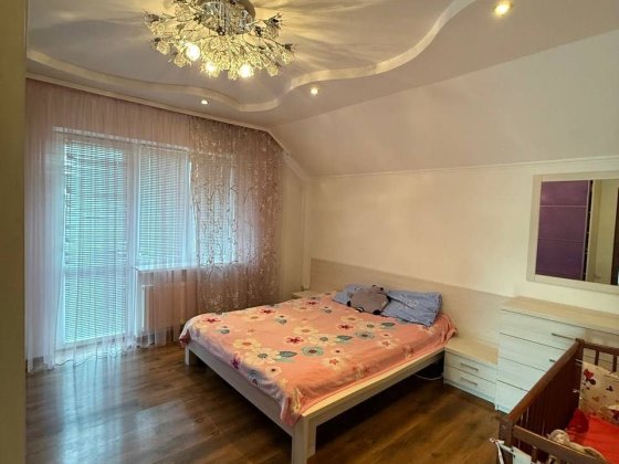 Продаж Будинка в Сабарові з Ремонтом ! Неймовірний вигляд на Річку! Вінниця