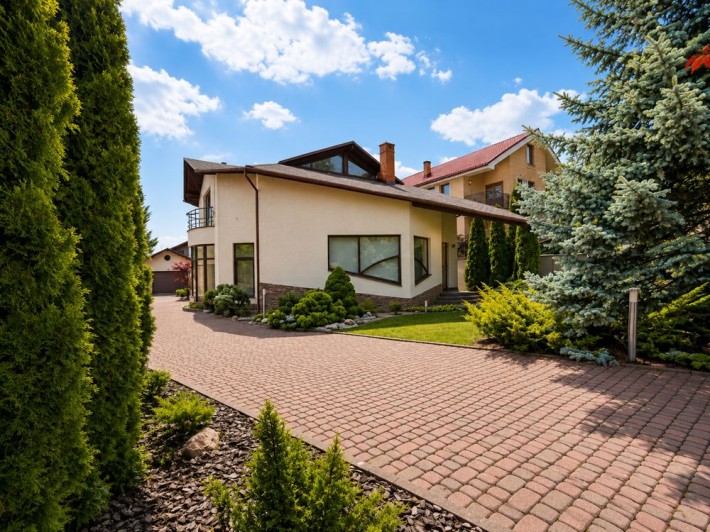 Продаж будинку 380 м2 вул. Ігоря Сікорського - фото 1