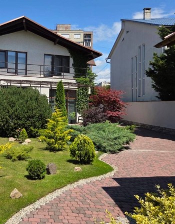 Продаж 2 будинків за ціною 1, р-н Пʼяного ринку - фото 1
