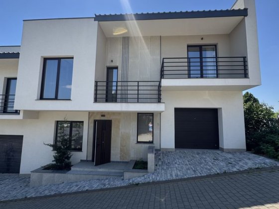 Продаж сучасного будинку по вул. Висока Ужгород