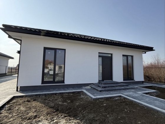 Продається чорновий будинок. Район Садовий. Ужгород