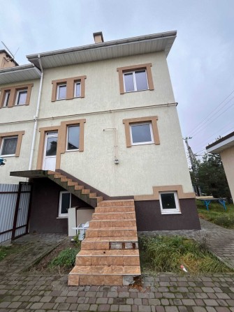 Продам кутовий таунхаус з гаражем у Софіївській Борщагівці, 180 м2, 2 сотки, Газ, Без комісії - фото 1