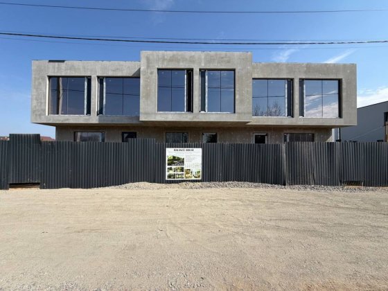 Дупплекси в Петропавлівській Борщагівці | 140м2 | Газ | 1.6 соток
