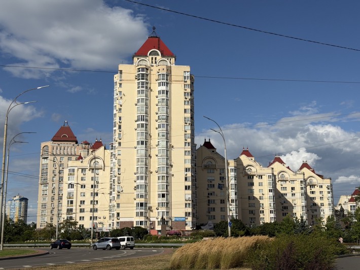 Продам 1 кымнатну з ремонтом на Оболонських Липках. Проспект  Володимира  Івасюка 24а - фото 1